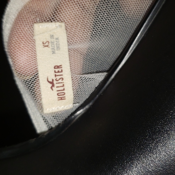 Hollister sheer mesh top with sequins - Picture 3 of 4